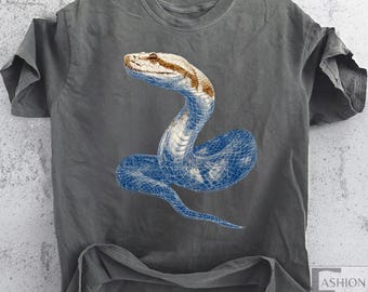 Snake Graphic T-shirt, Vintage Snake Tee Python Gothic Nature 