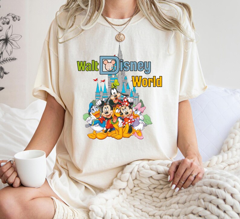 Retro Walt Disneyworld Comfort T-Shirt, Retro Disney Shirt, Vintage Disneyworld Shirt, Mickey And Friends Shirt, Disney Family 2025 Trip Tee