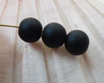 10mm Sea Glass Beads Smooth Round Frosted Black (Qty 8) Z-SG10-BLK