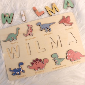 赤ちゃんの名前を刻印した恐竜パズル（学習と遊び用）、子供向けの木製玩具、モンテッソーリ幼児用玩具、男の子・女の子へのギフト
