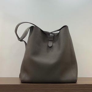 Schultertasche aus Leder. Handgefertigte Ledertasche. Schultertasche Bucket Bag Handgemachte Geschenke für Sie. Crossbody Purse.gift für Frau