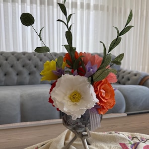 Handmade Paper Flower Bouquet, 30 cm Colorful Crepe Flowers, Long-Lasting Floral Decor, Gift for Her, Table Centerpiece