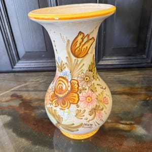 Beautiful Hand-Painted Italian Vintage Ceramic Vase Signed by Dante Riccard