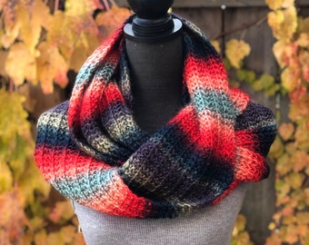 Chunky Hand-knit cowl, scarf, machine washable, Multi colored, infinity scarf,