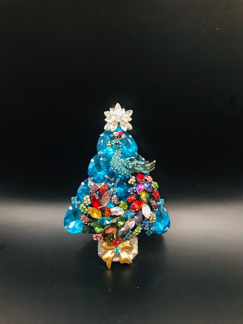 Christmas Brooch Pins For Women – Dainty Rhinestone Snowflake Tree Bell Reindeer Enamel Holiday Pins - View #7