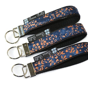 Key Fob Wristlet - Fabric Keychain Wristlet - Wrist Lanyard for keys - Keyring accessory- Trendy Key fob Wristlet - Blue Floral Batik