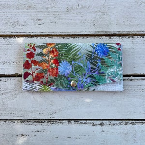 RFID Wallet Women Slim Wallet Women RFID Protected Fabric Wallet Cell Phone Wallet Fern and Floral Design Wallet image 4