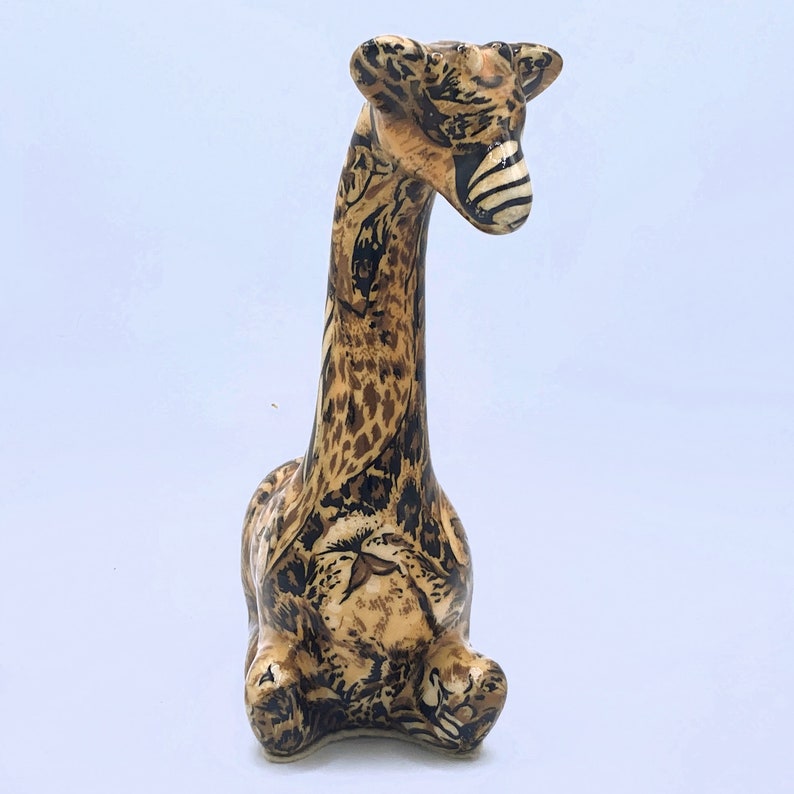 Vintage 1980's La Vie African Jungle Safari 7 Sitting Baby Giraffe Figurine image 3