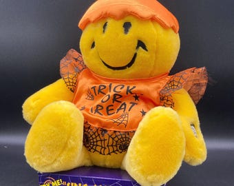 Vintage 90&#39;s Dan Dee Plush &quot;Sing and Shake Happy Face&quot; Doll Happy Halloween NIB