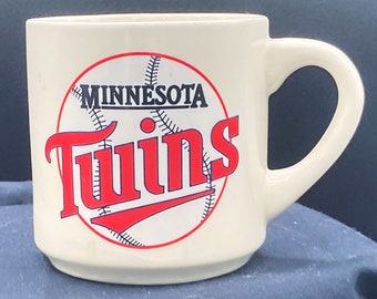 Vintage 1987 Minnesota Twins World Series Champions 8 oz Coffee Mug Cup w names and stats