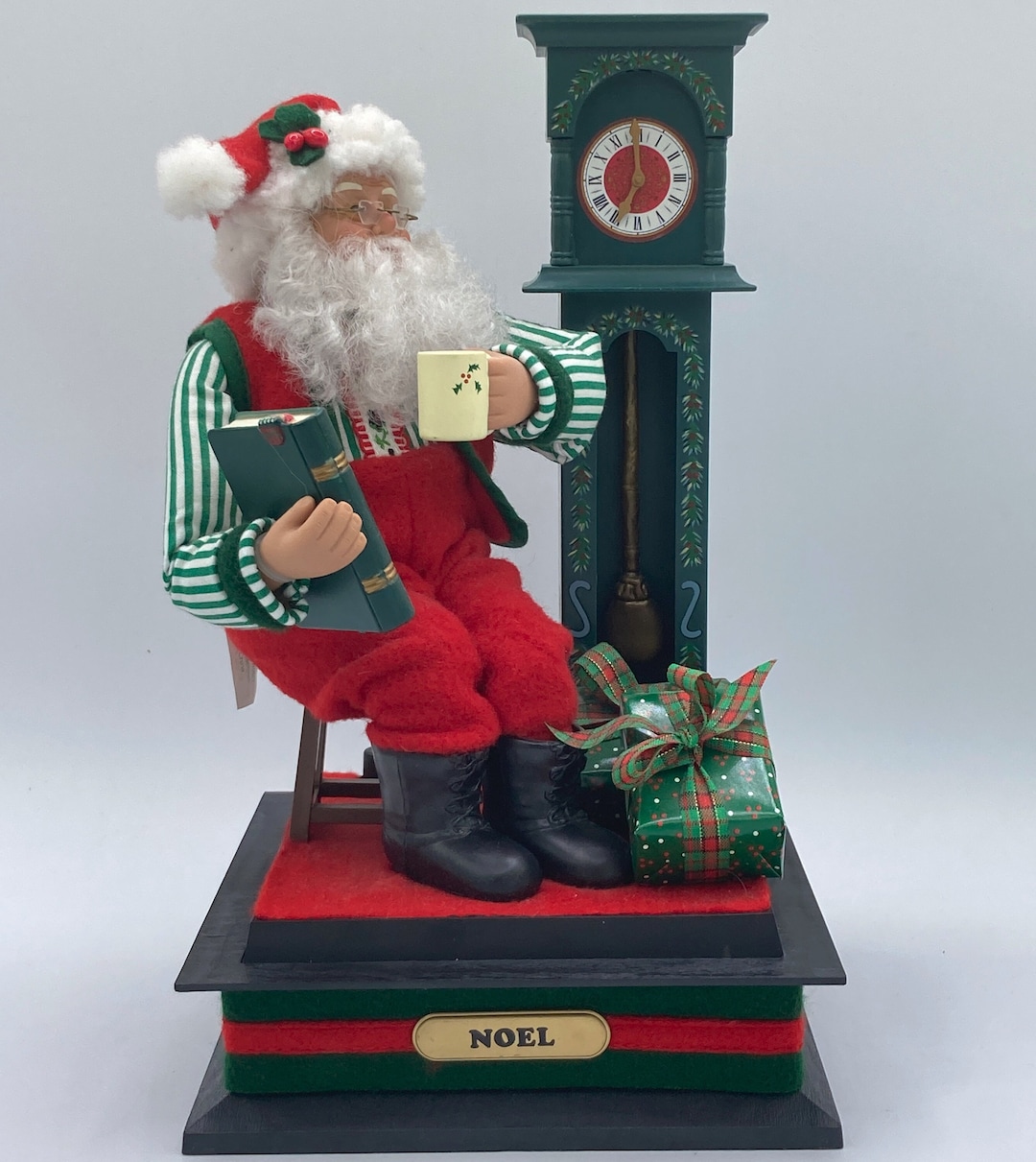 Vintage 1993 Musical Santa Christmas Decor by Holiday Creations W