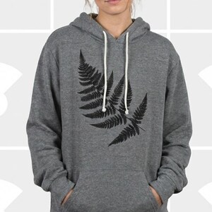 Cadeau fête des mères à capuche fougère, sweat-shirt jardin botanique, personnalisé maman nature doux cottagecore