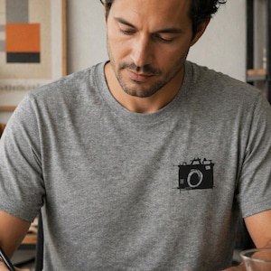 Skisskamera-tröja | Handritad minimalistisk herrfotografi-tröja