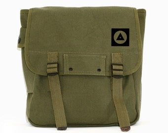 Bauhaus Shapes - Simple Canvas Backpack