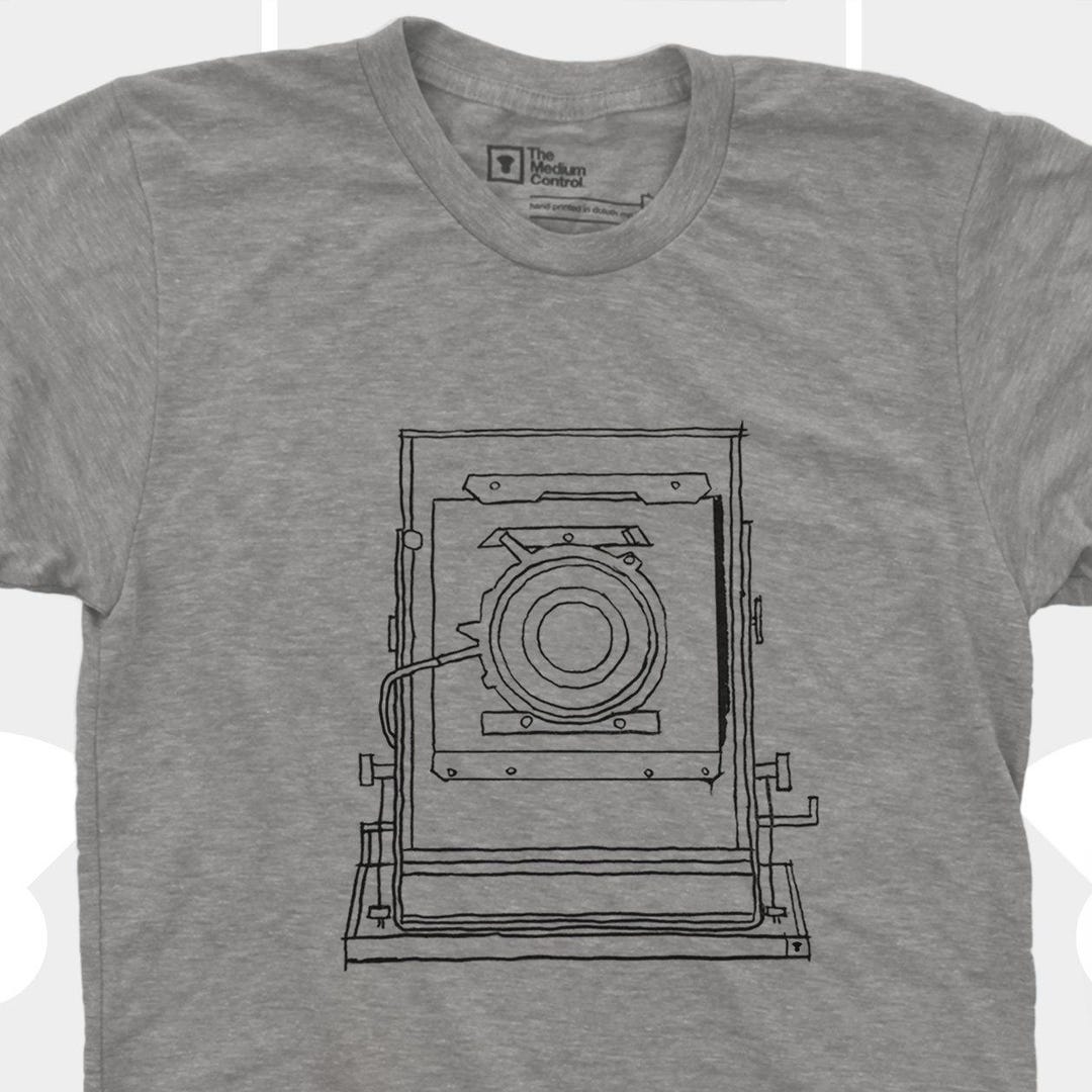 Vintage Field Camera - Men Unisex Tshirt, Photography Shirt, Photog ...