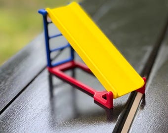 1/10 Scale Mini Playground Slide