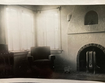 Vintage Photo, Light Through the Window 1, Home Decor, Vernacular, Original Photo, Found Photograph, Old photo, Snapshot