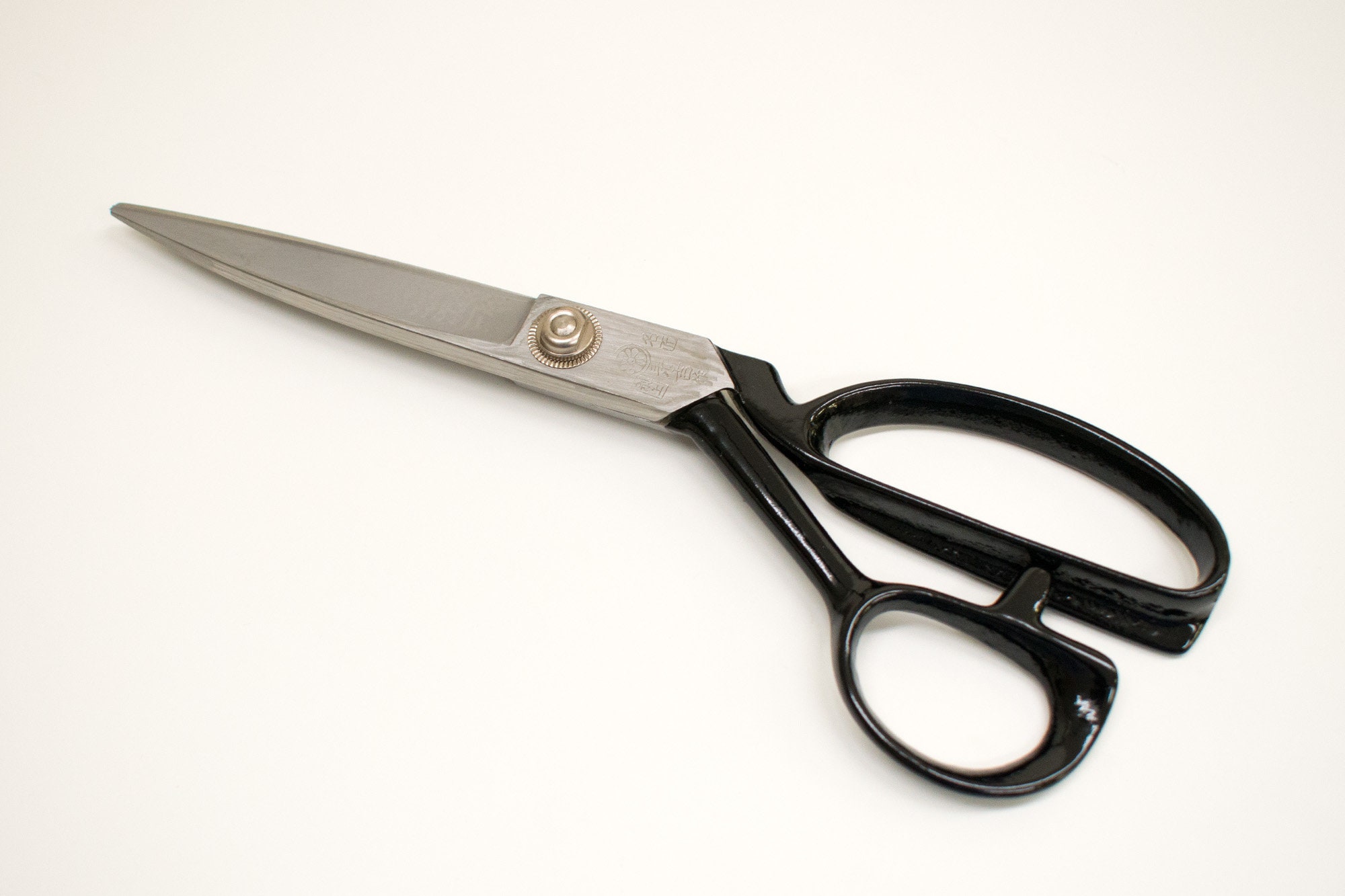 Buy Banshu Japanese Grip Scissors Tsume with Black Oxide Finishing