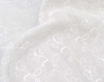 Japanese Fabric Embroidered Double Gauze - white - 50cm