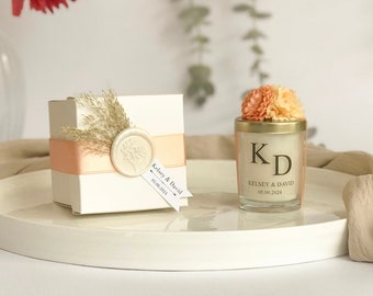 Personalisierte Hochzeitskerze Gefälligkeiten, Sojawachs, Blumendekoration