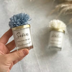Personalisierte werden Sie meine Brautjungfer Mini Kerzen Geschenk, Brautjungfer Vorschlag Soja Kerze, Brautparty Geschenk für Brautjungfer, Krawatte Geschenk sein