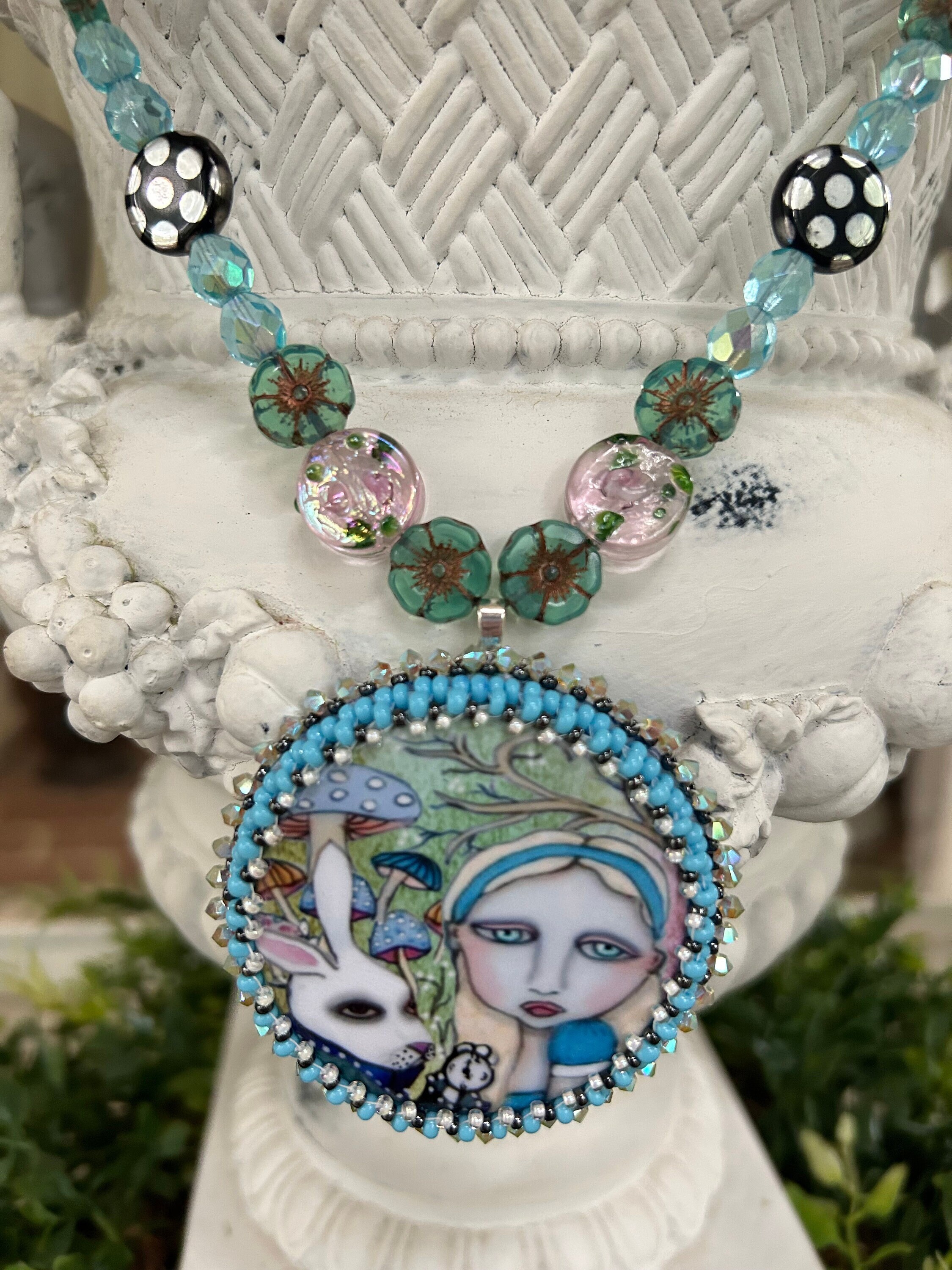 Tarina Tarantino - Etsy