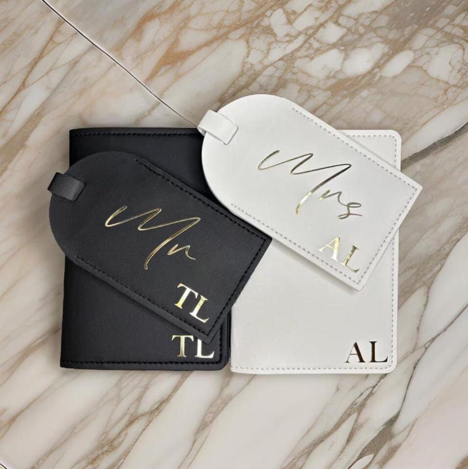 Personalised Luggage Tag & Passport Cover – Mr and Mrs Wedding Gift for Honeymoon, Custom Couples Travel Set, His and Hers Christmas Gift - 4-Piece Couples Set, White Gift Box