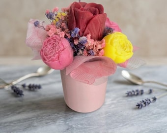 Eternal Sunshine Mimosa Bouquet in Soy Wax | Unique & Scented Gift, Handmade in Italy | Luxury Home Decor
