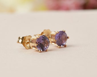 Alexandrite Stud Earrings, Lab Grown Alexandrite Post Earrings, June Birthstone Studs, June Birthday,Color Change Earrings,Blue Purple Studs