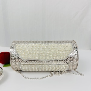 Handmade Pearl Metal Clutch Bag – Silver Bridal Purse – Elegant Pearl Evening Bag – Wedding Party Clutch – Gift for Her – Boho Indian Purse