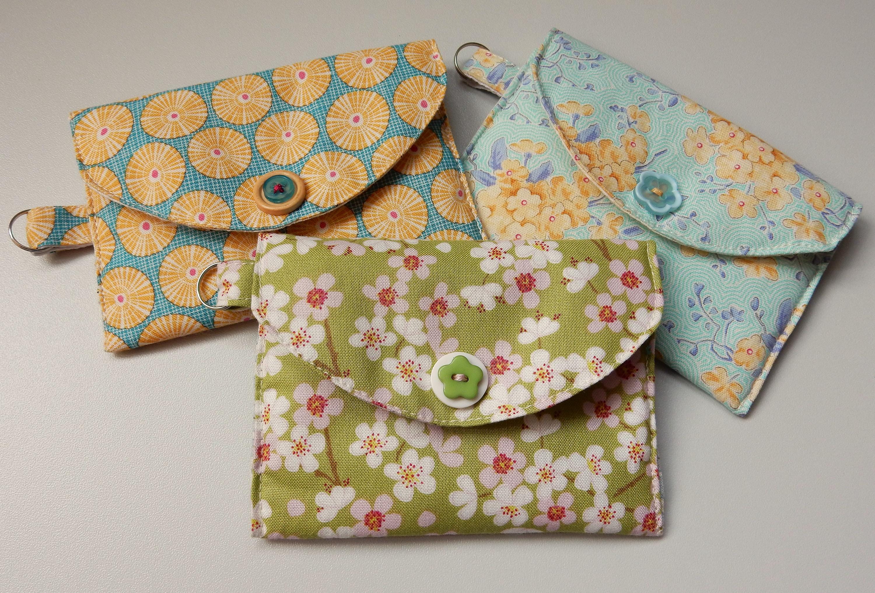 Beginner Sewing Patterns: Mini Pouch, Tissue Holder, Wristlet Keychain ...