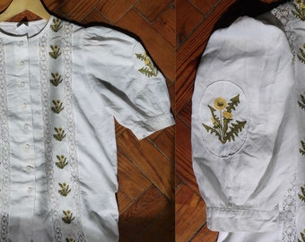 Blusa Vintage EGER Blanca de Algodón Años 70 con Detalle de Encaje y Bordado de Diente de León