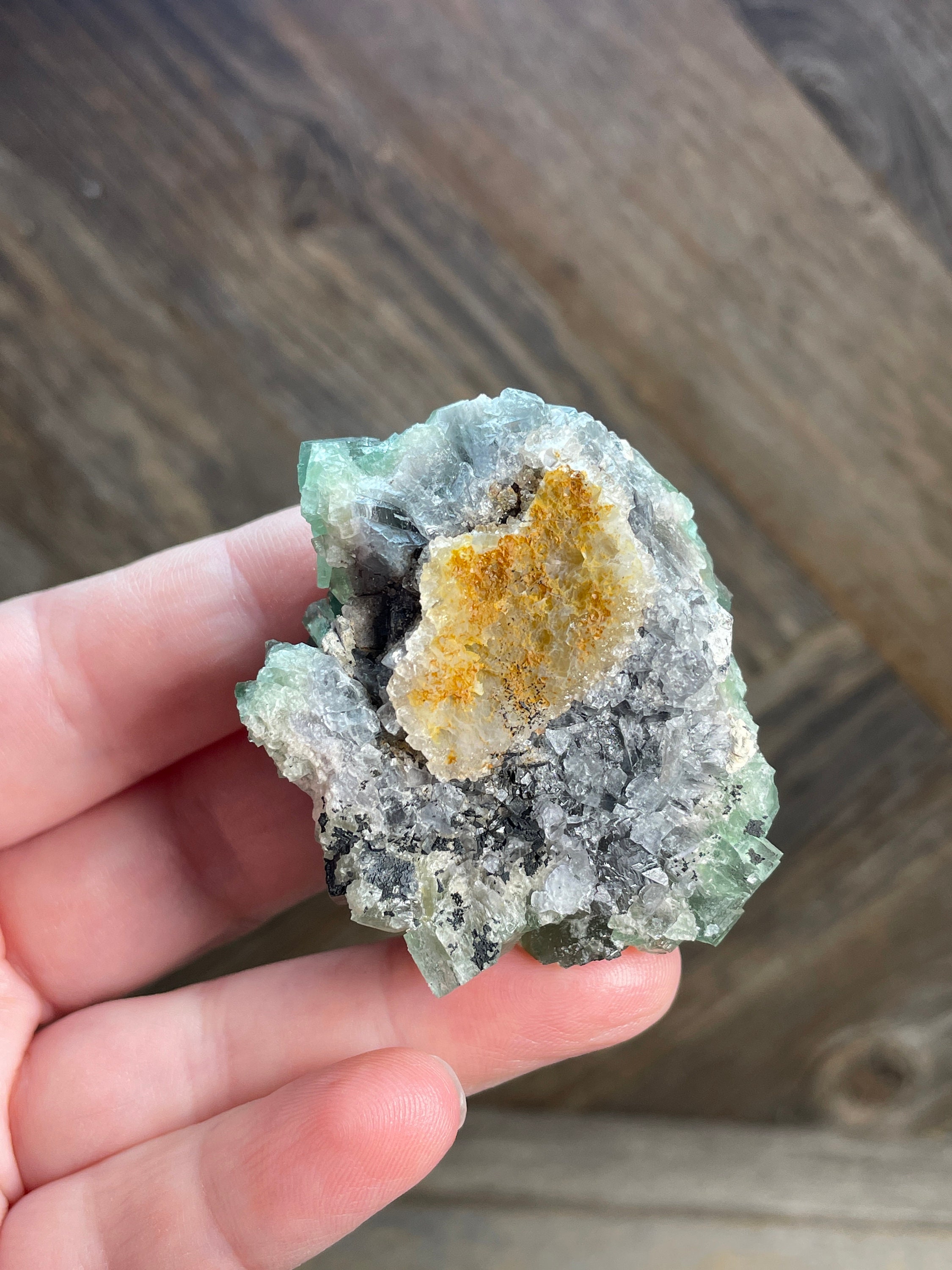蛍石 Northern Lights Pocket UK鉱物［SND-3109］ Northern Lights Pocket, Fluorite Cluster, Diana Maria