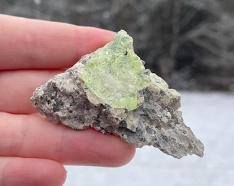 Hyalite Opal, Daylight Fluorescent, UV Reactive, Erongo Namibia