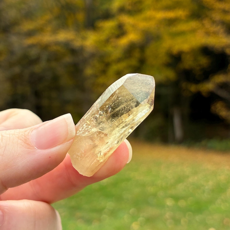 Australian Citrine, Natural Raw Crystal Point, 3.6cm, 10.4gr imagem 1