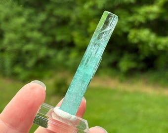 Nigerian Beryl Crystal, Vanadium Chromium, Unpolished, 6gr, 5.2cm
