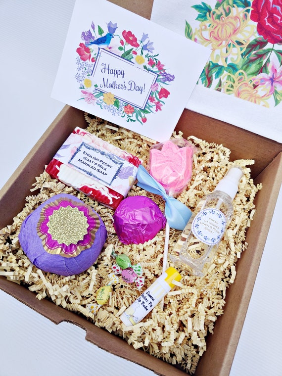 gifts for girlfriend just because