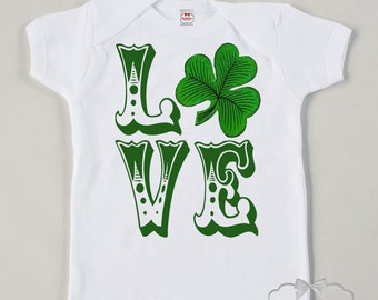 St Patrick's Day Shirt - Irish LOVE Shirt - Irish Shamrock Girl Tee - Retro irish Shirt - Girl Custom Size Vintage Shirt Personalized