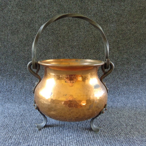 Vintage Hammered Copper Cauldron Kettle Pot with Wrought Iron Handle & Feet