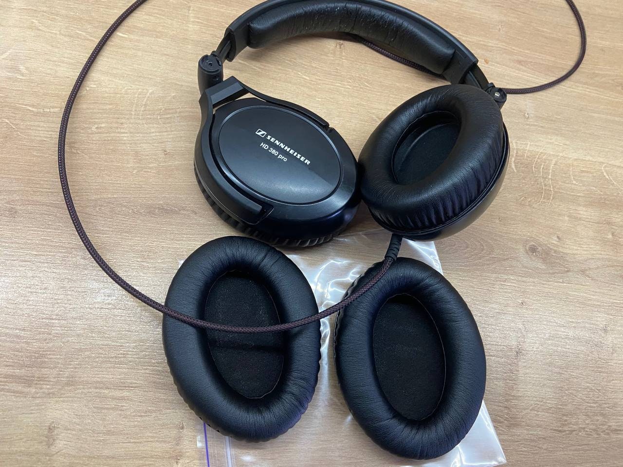 Sennheiser Momentum 4 - Etsy Sennheiser Momentum 4 - Etsy