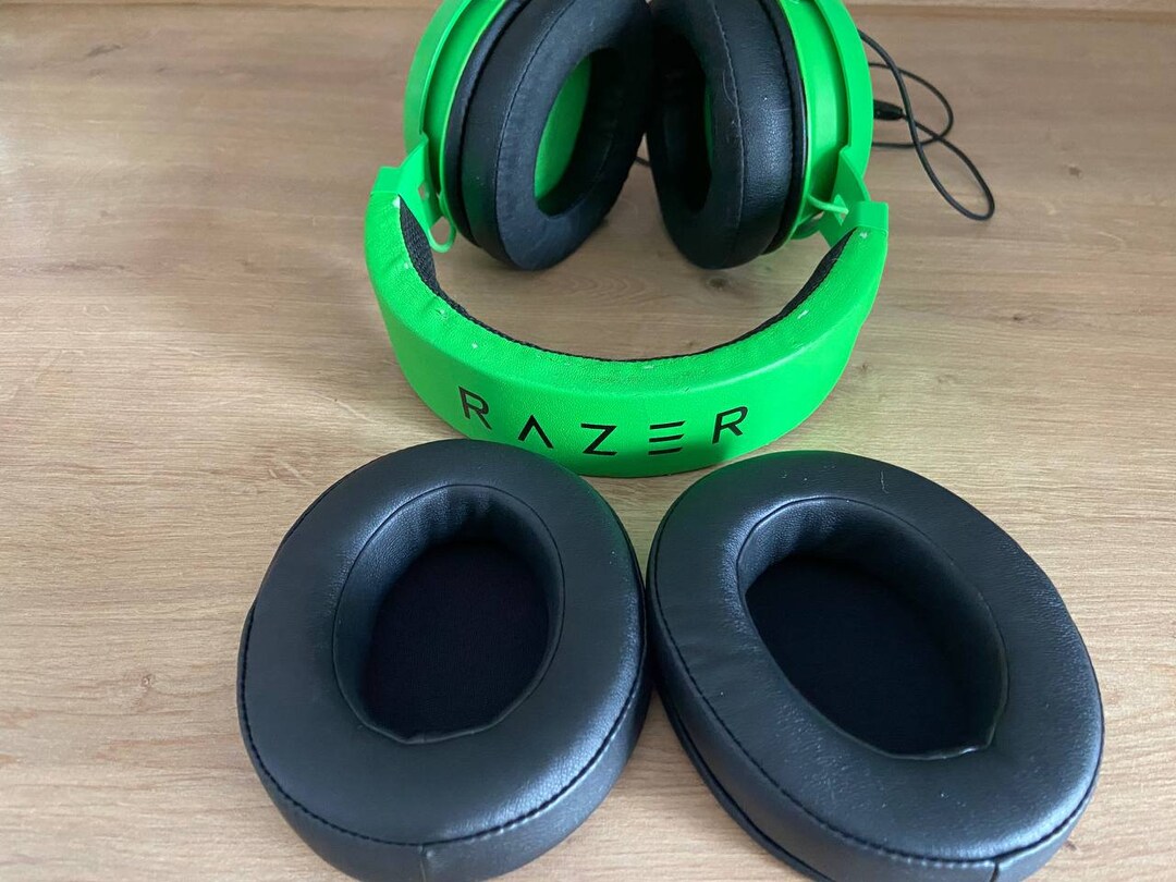 Earcup Razer Kraken Pro V2 Headband Razer Kraken Pro V2 Wired