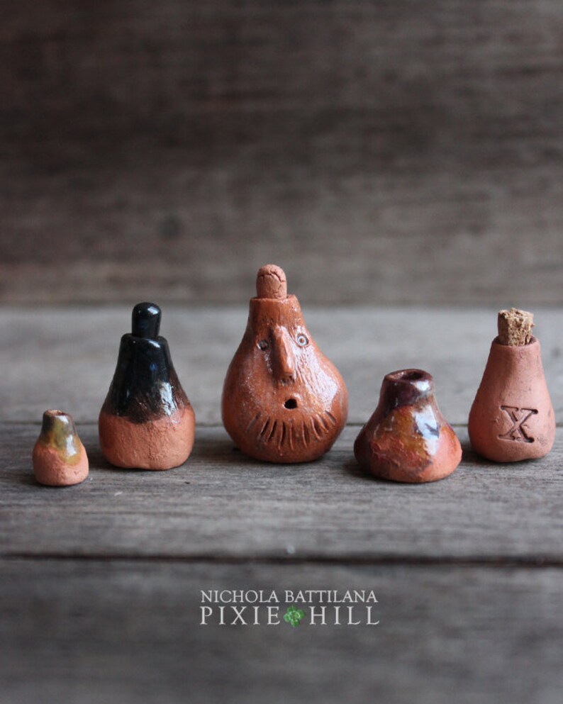 Miniature Fairy Potion Pots / Clay Goblin Poison Pots Set No. 4 image 1