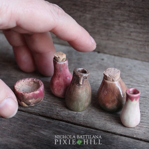 Miniature Fairy Potion Pots / Clay Goblin Poison Pots - Set No. 15