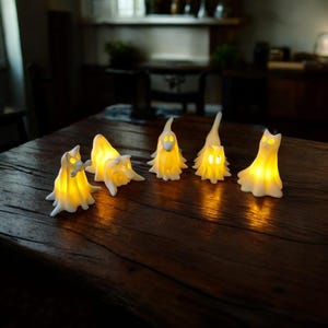 Ghost Dog Figurine Halloween Desk Decor  Halloween Nightlight Fall Indoor Decor Bookshelf Decor Dog Lovers Gift Halloween Led Lights Gift