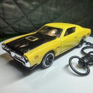 1971 Dodge Charger yellow Car Mopar Keychain gift srt demon diecast matchbox hot wheels son birthday husband boyfriend girlfriend dad fyp