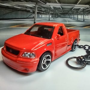 Ford F-150 SVT Lightning pickup truck custom Keychain red gift dad diecast fast and furious tuna no crust birthday present husband friend