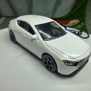 Mazda 3 Car custom Keychain gift Hot Wheels matchbox JDM diecast skyline model 1:64 birthday anniversary friend husband wife personalized