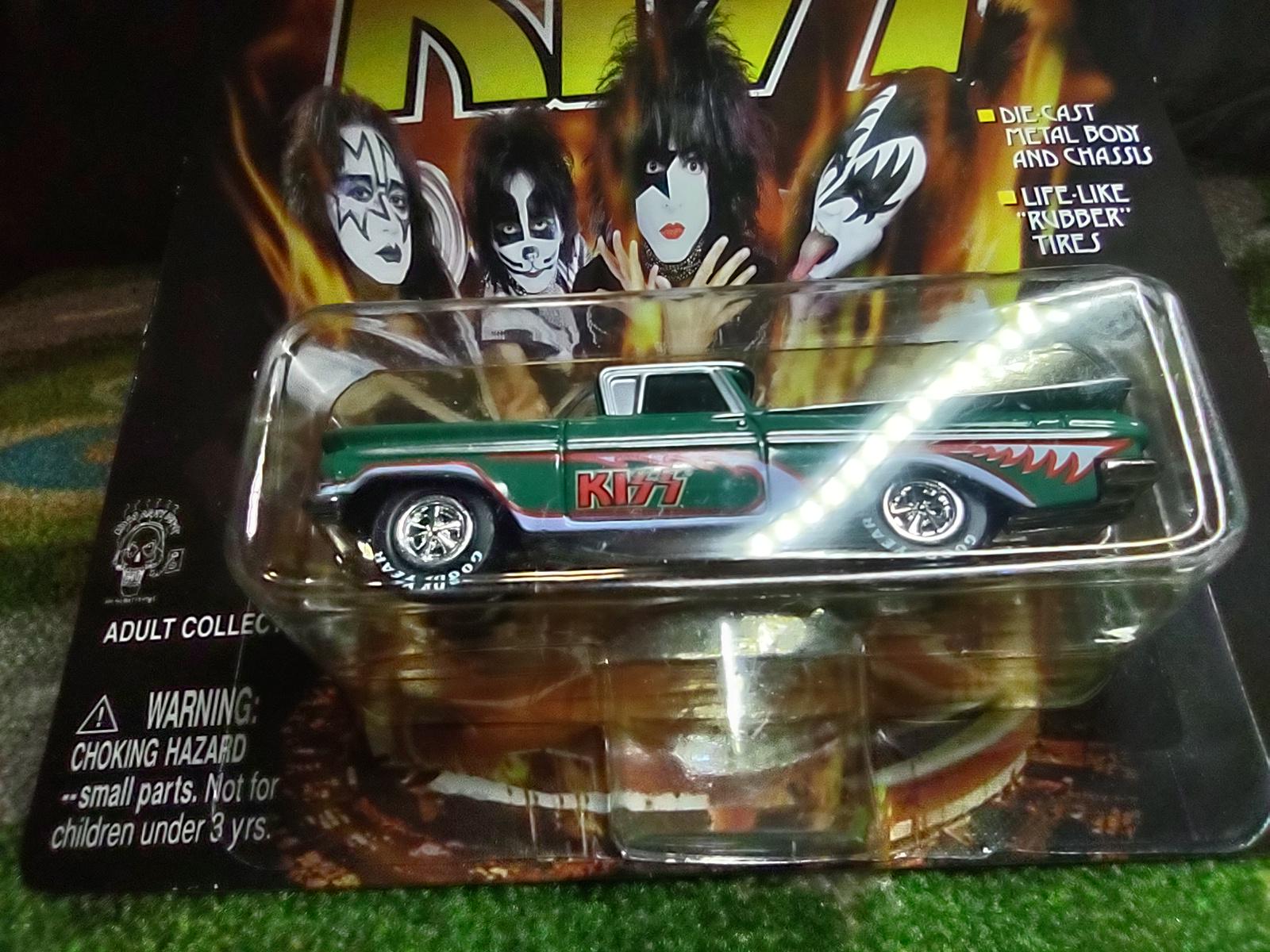 Vintage Kiss Truck Johnny Lightning 1999 Edition Rare Sealed