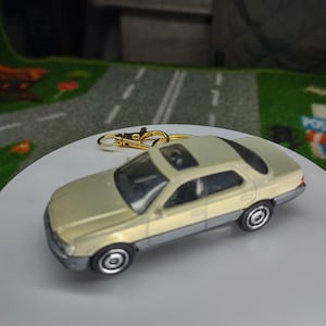 1994 Lexus LS400 Car custom Keychain Pearl white gift birthday anniversary husband son wife friend matchbox Hot wheels antique collector fyp