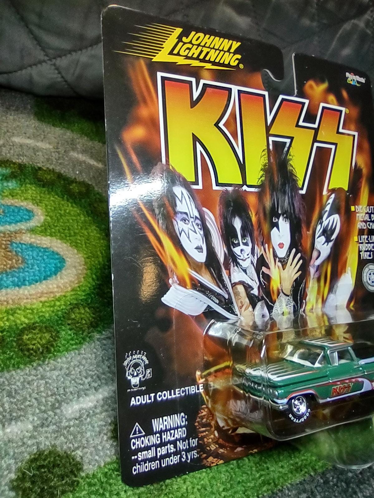Vintage Kiss Truck Johnny Lightning 1999 Edition Rare Sealed